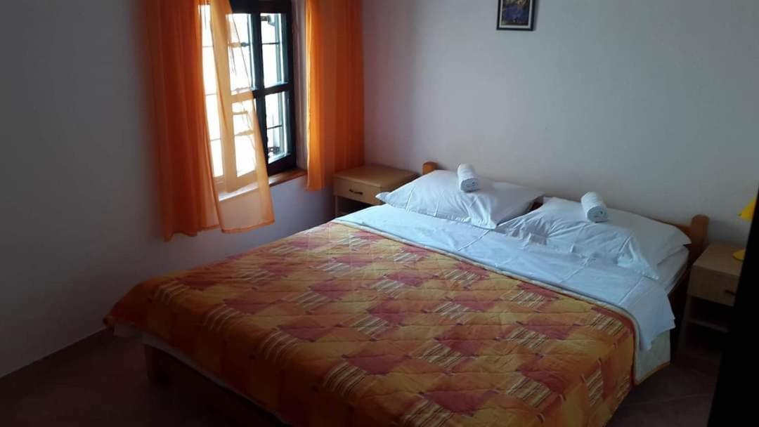 Apartmani Linda Vodice Kültér fotó
