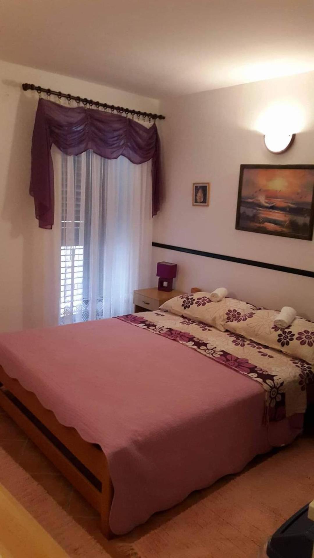 Apartmani Linda Vodice Kültér fotó